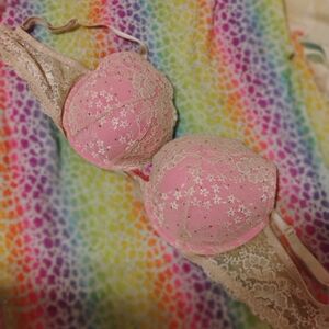 Victoria's Secret Pink and Cream Lace Bra